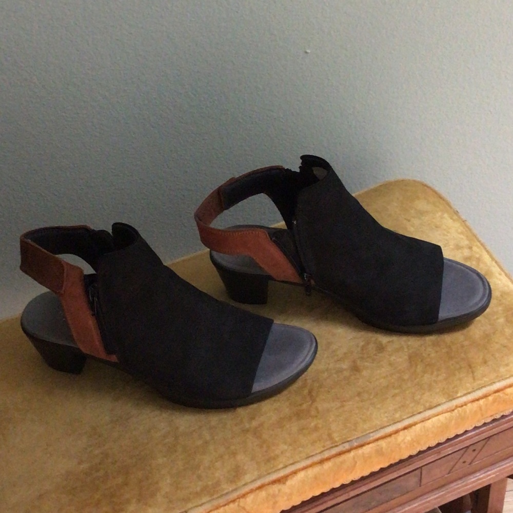 NAOT Shoe